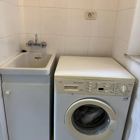 Santamaria Iv Apartment Milladoiro