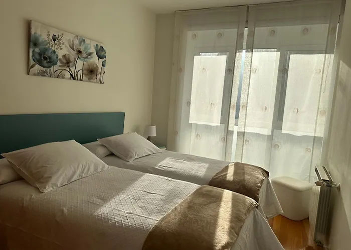 Santamaria Iv アパート ミヤドイロ