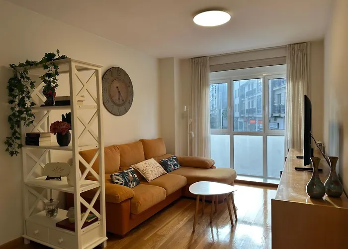 Santamaria Iv アパート ミヤドイロ